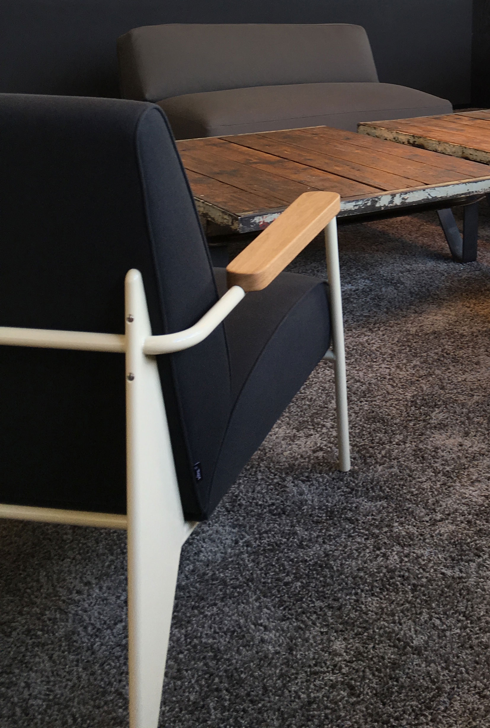 开云（中国） - 坐具|休闲椅|办公家具|设计师家具|Fauteuil de Salon